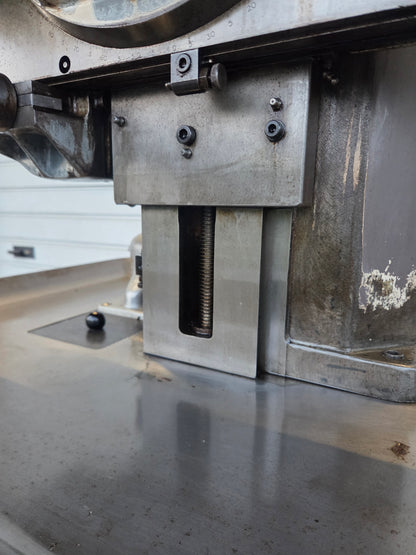 Aciera F3 Präzisions Universal Fräsmaschine