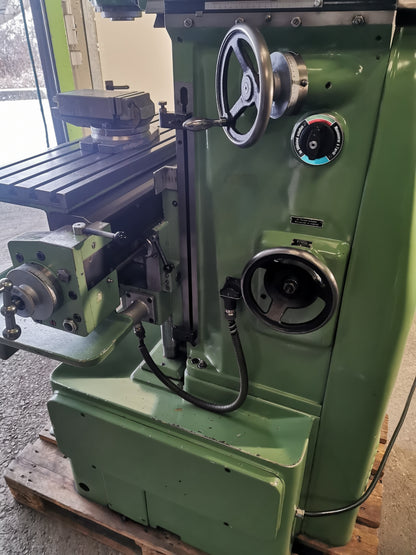 Aciera F4 Präzisions Universal Werkzeugfräsmaschine