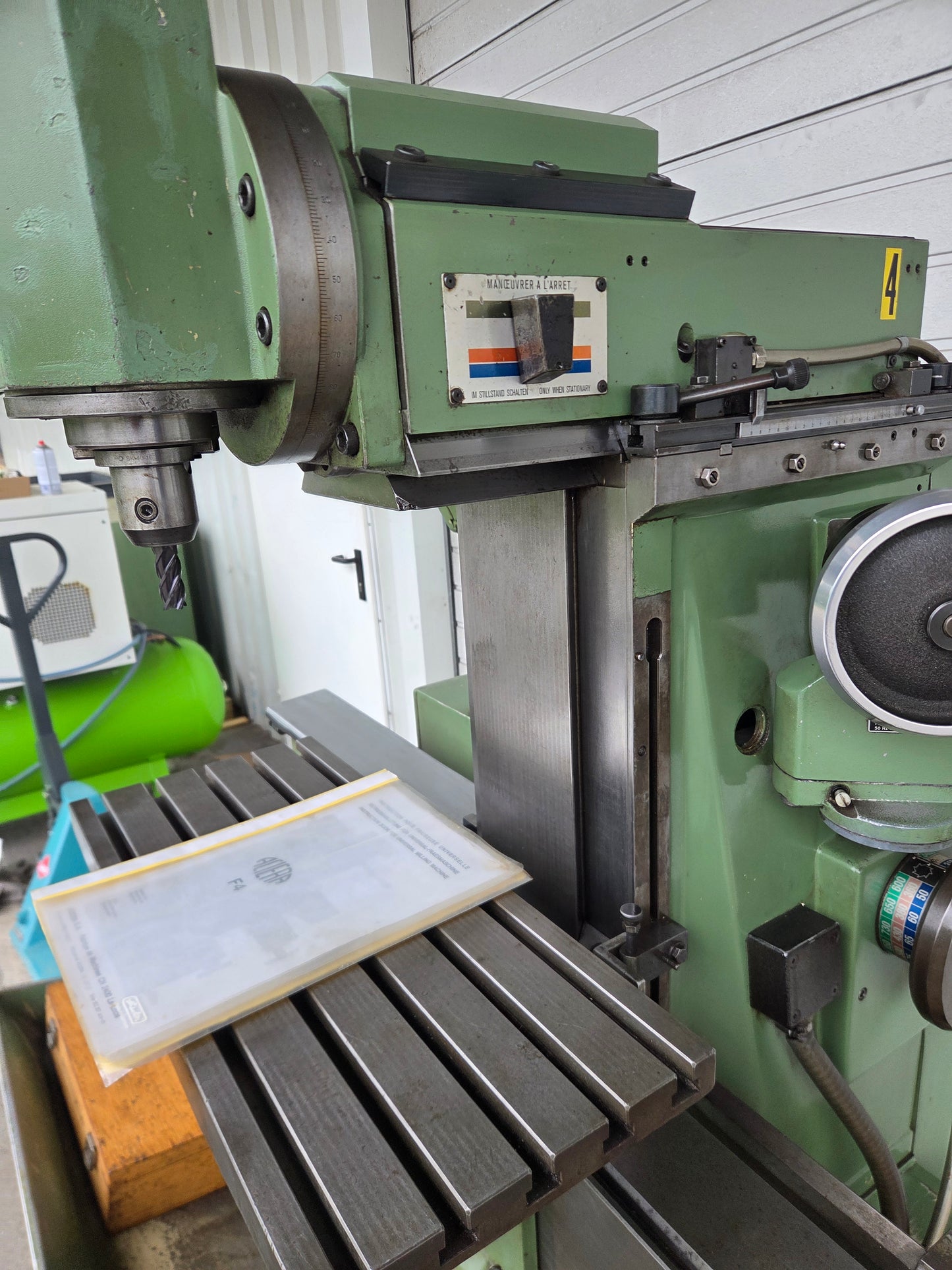 Aciera F4 Präzisions Universal Fräsmaschine