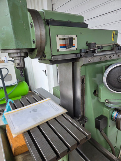 Aciera F4 Präzisions Universal Fräsmaschine