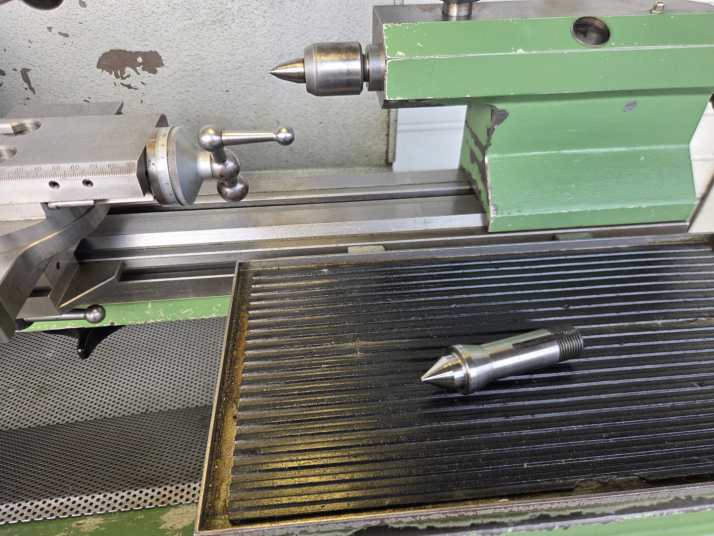 Schaublin 102 N80 Präzisions Drehmaschine mit Zubehör