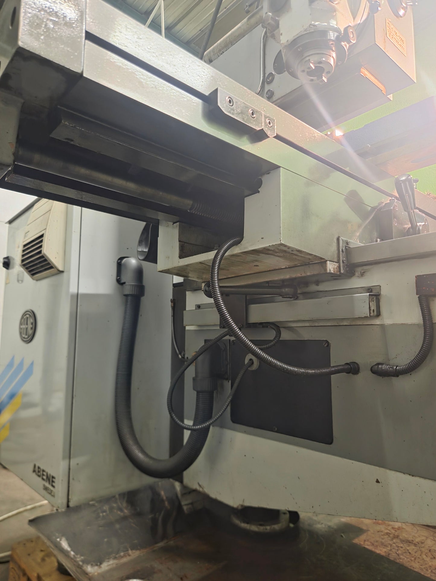 Abene VHF-350BS Fräsmaschine