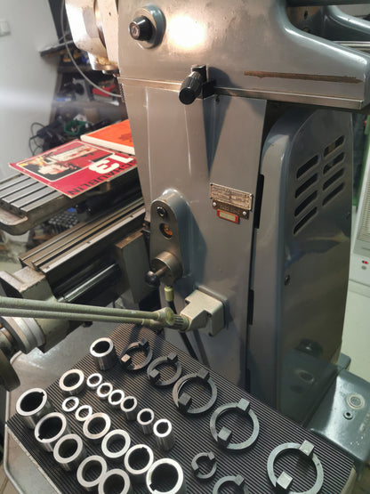 Schaublin 13 Präzisions Fräsmaschine mit Zubehör