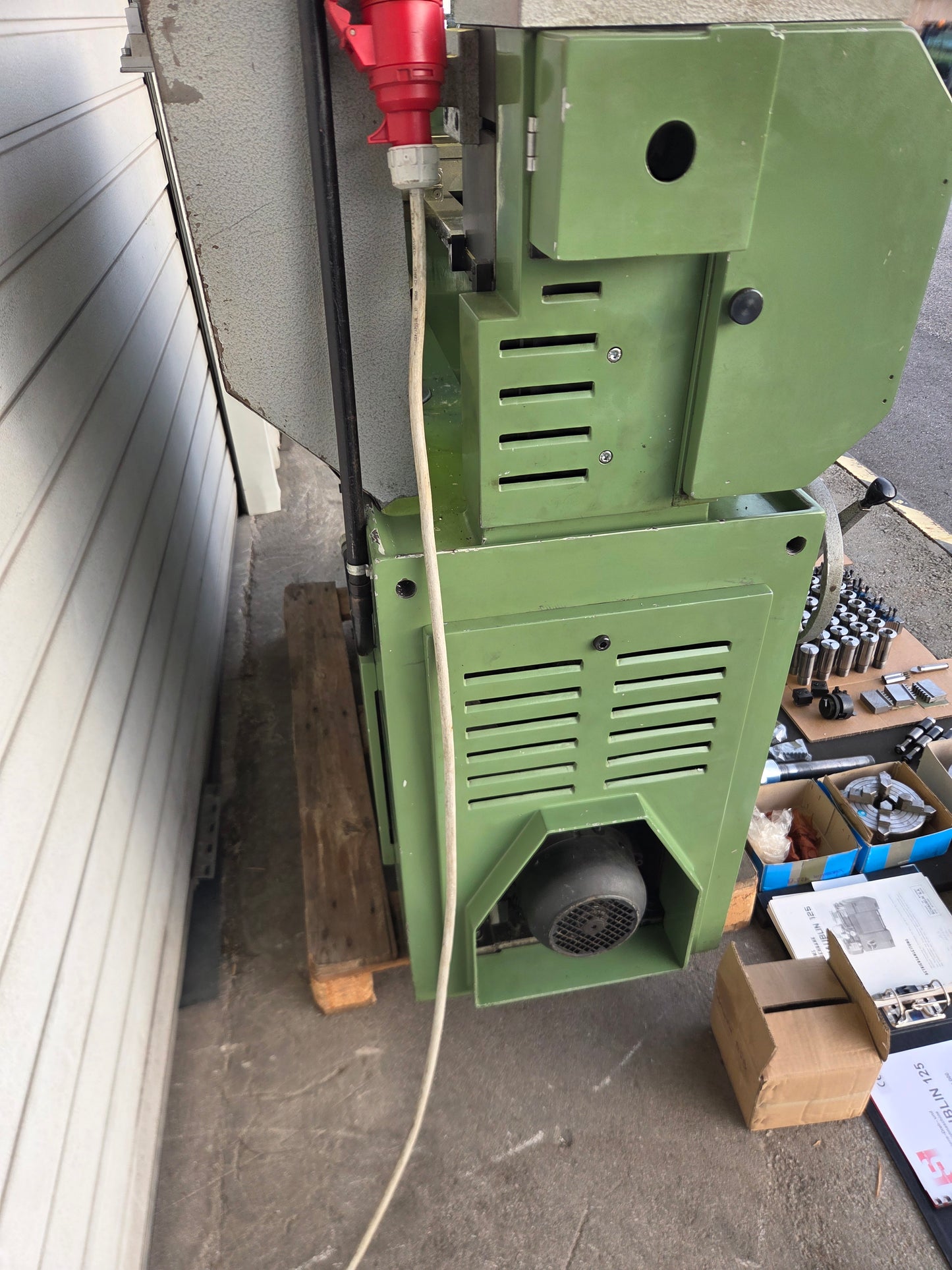 Schaublin 125B Hochpräzisions Drehmaschine