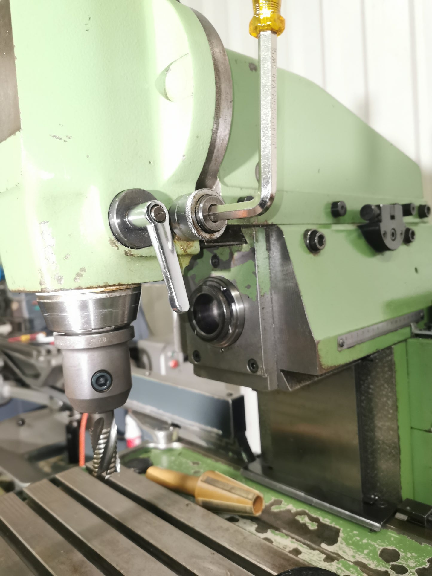 Deckel FP1 Aktiv Fräsmaschine mit viel Zubehör