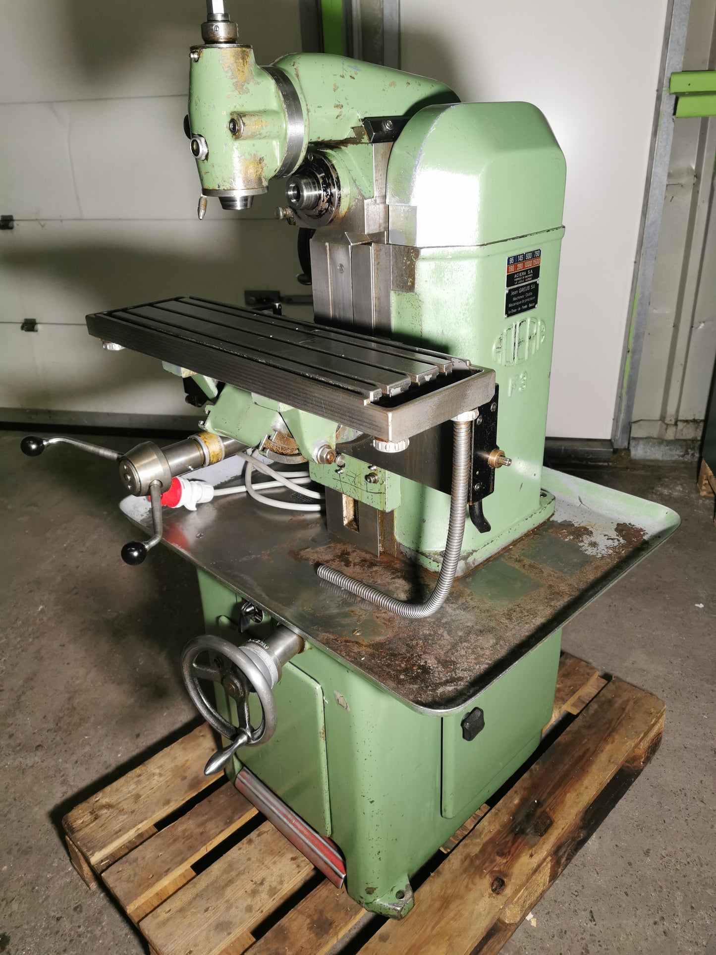 Aciera F3 Universal Fräsmaschine