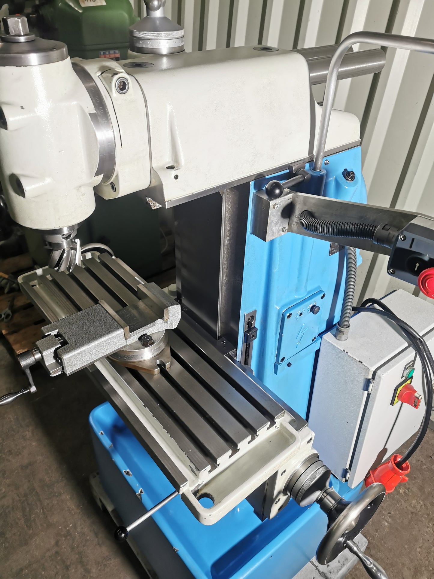 Schaublin 13 Präzisions Fräsmaschine KOMPLETT REVIDIERT