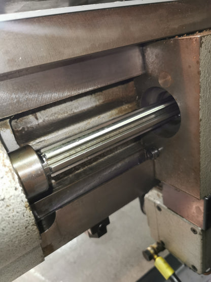 Schaublin 13 Präzisions Fräsmaschine mit Zubehör