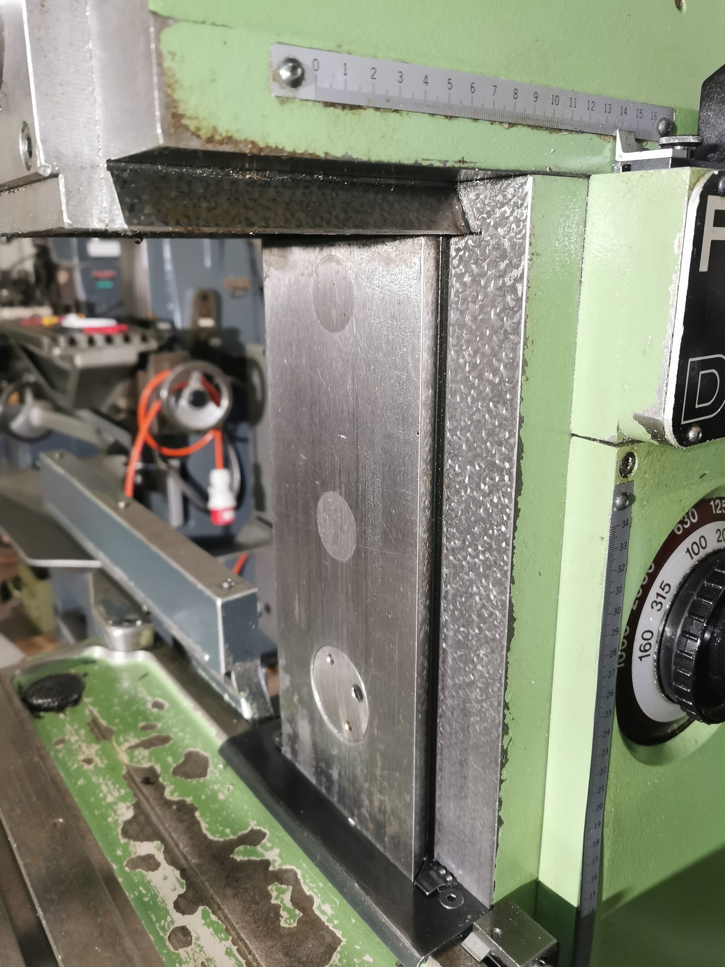 Deckel FP1 Aktiv Fräsmaschine mit viel Zubehör