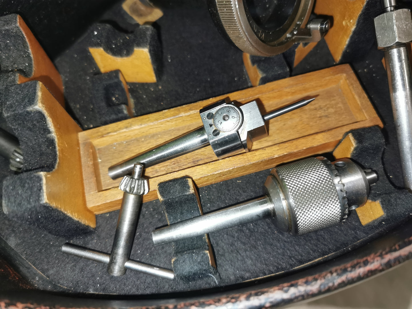 Henri Hauser 2A3 Lehrenbohrwerk Koordinatenbohrmaschine
