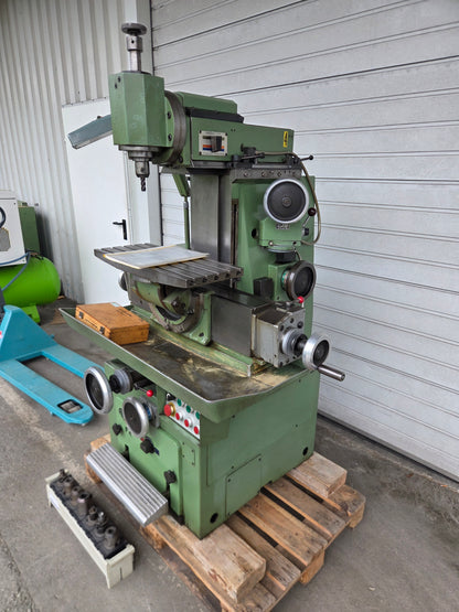Aciera F4 Präzisions Universal Fräsmaschine