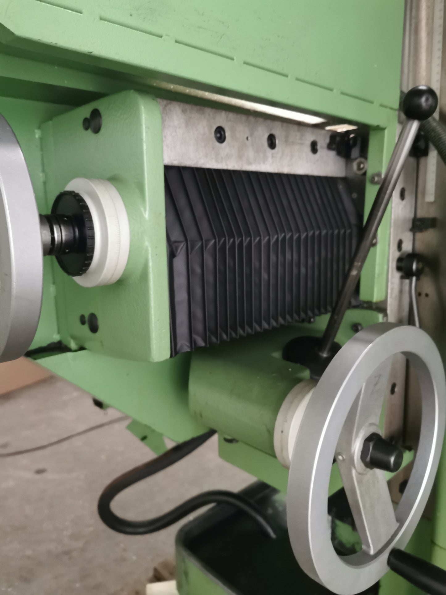 Deckel FP4MK Werkzeug Fräsmaschine mit viel Zubehör