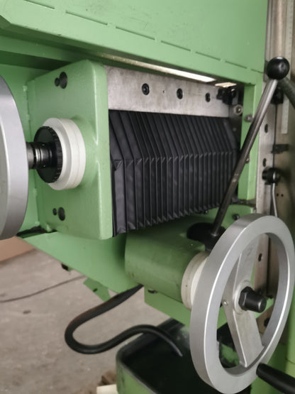 Deckel FP4MK Werkzeug Fräsmaschine mit viel Zubehör