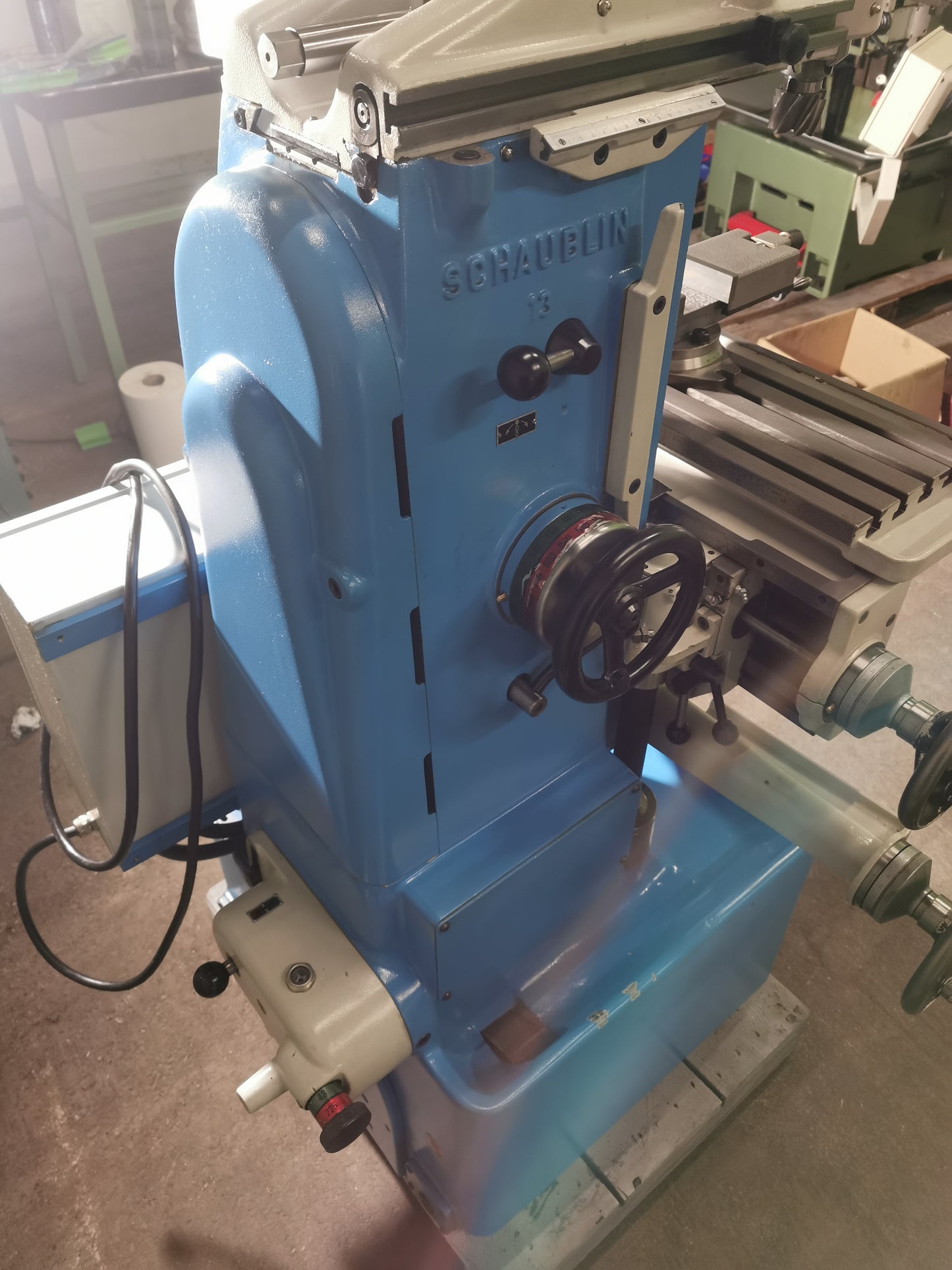 Schaublin 13 Präzisions Fräsmaschine KOMPLETT REVIDIERT