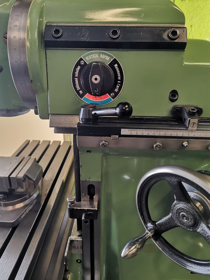 Aciera F4 Präzisions Universal Werkzeugfräsmaschine