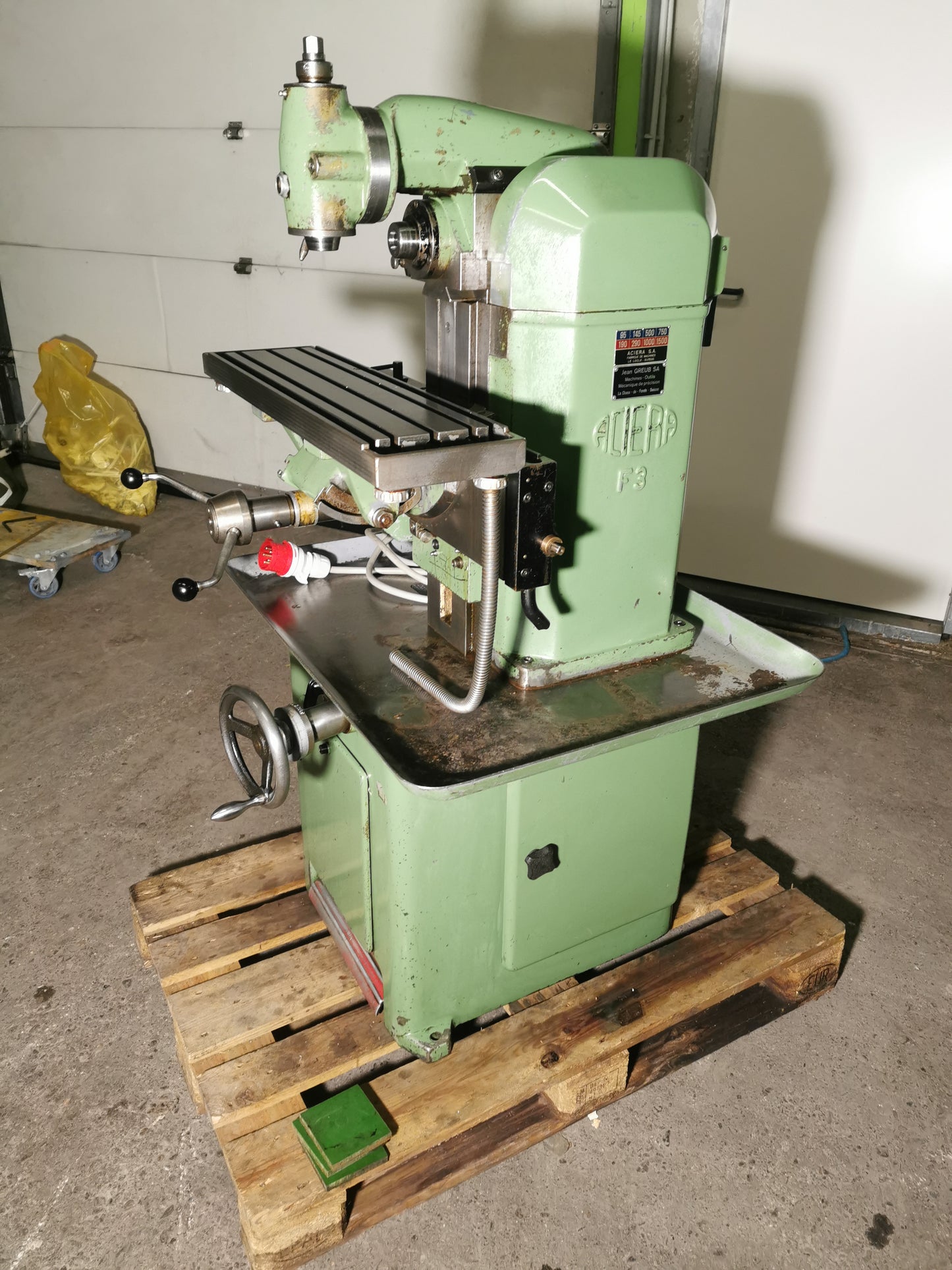 Aciera F3 Universal Fräsmaschine