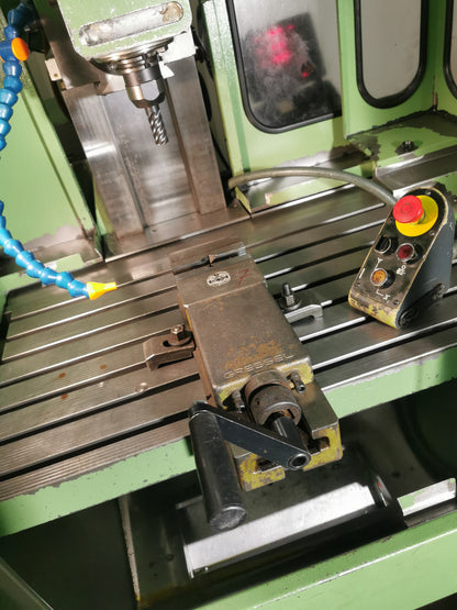 Deckel FP4MK Werkzeug Fräsmaschine mit viel Zubehör