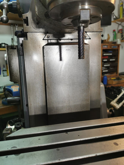 Schaublin 13 Präzisions Fräsmaschine mit Zubehör