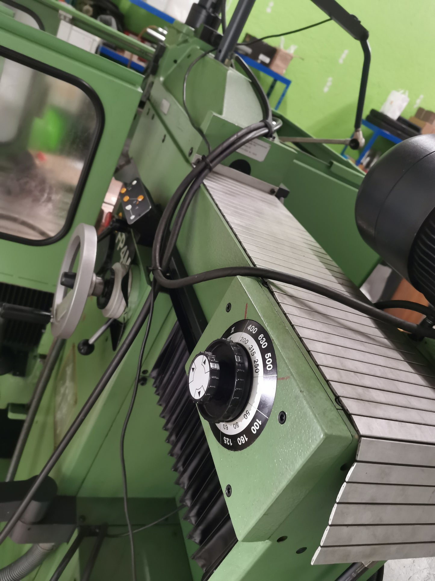 Deckel FP4MK Werkzeug Fräsmaschine mit viel Zubehör