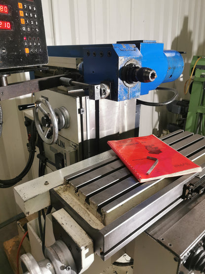 Schaublin 22 Präzisions Universal Fräsmaschine