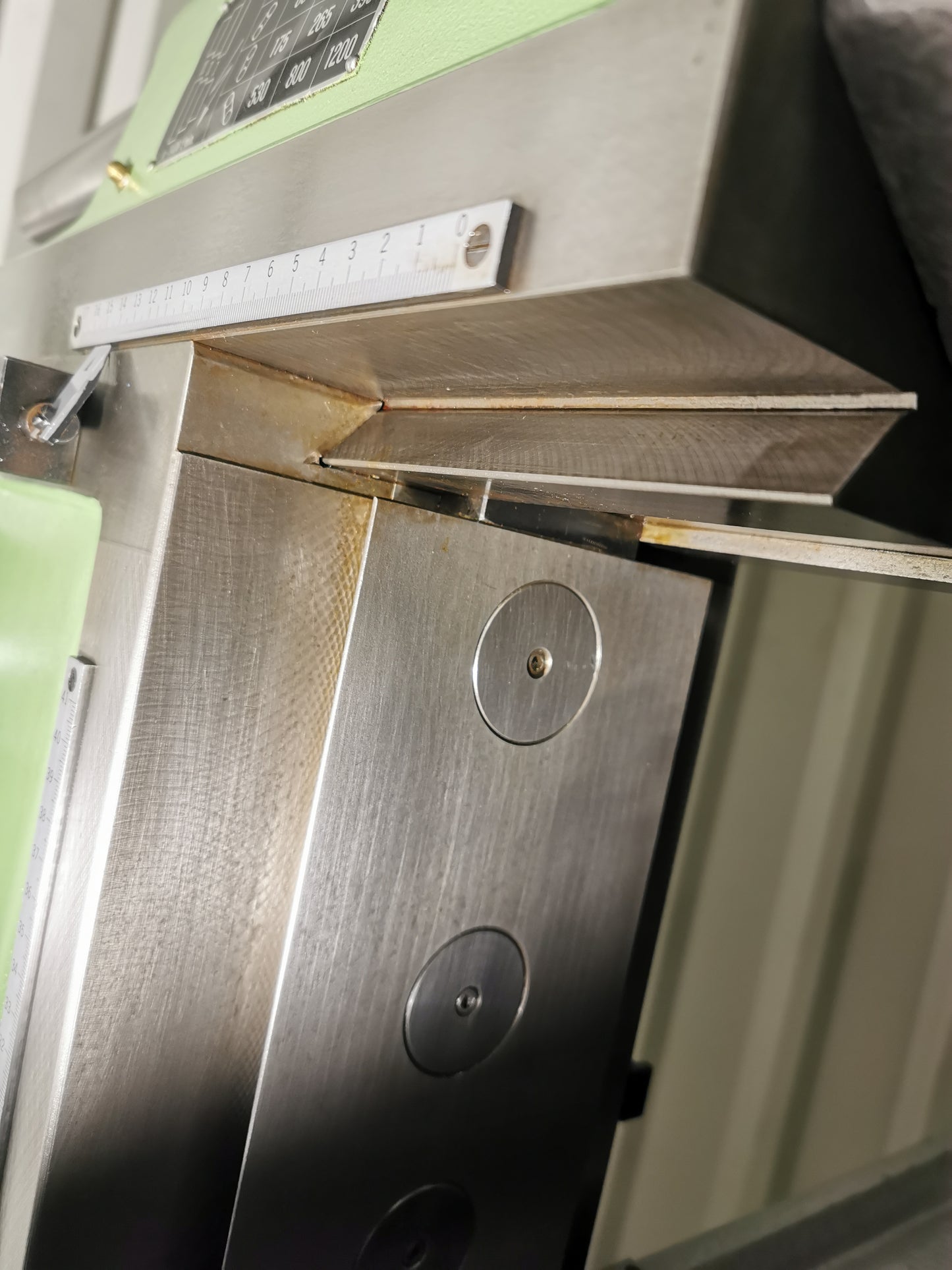 Sixis 103 Präzisions Fräsmaschine Bestzustand