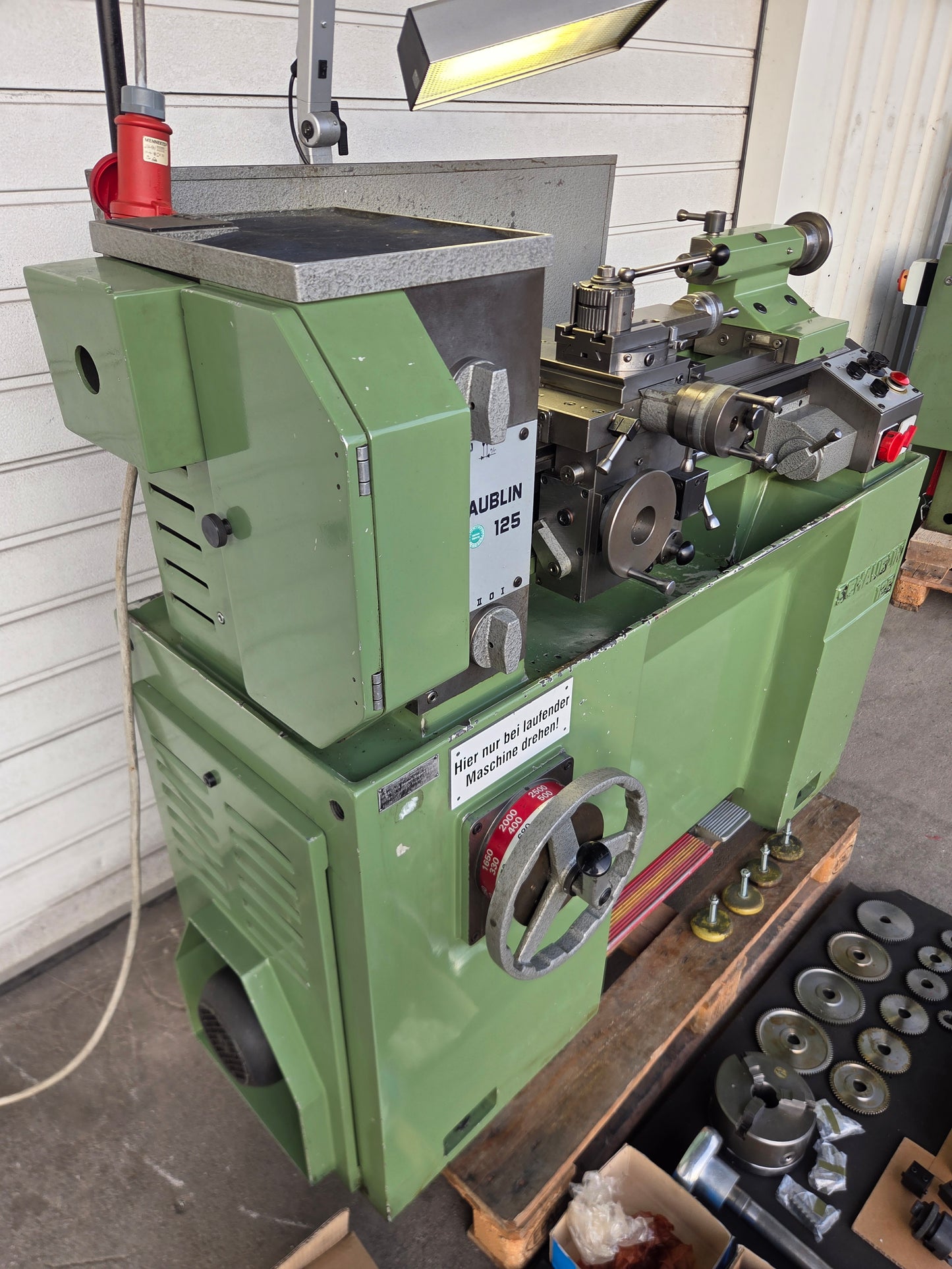 Schaublin 125B Hochpräzisions Drehmaschine