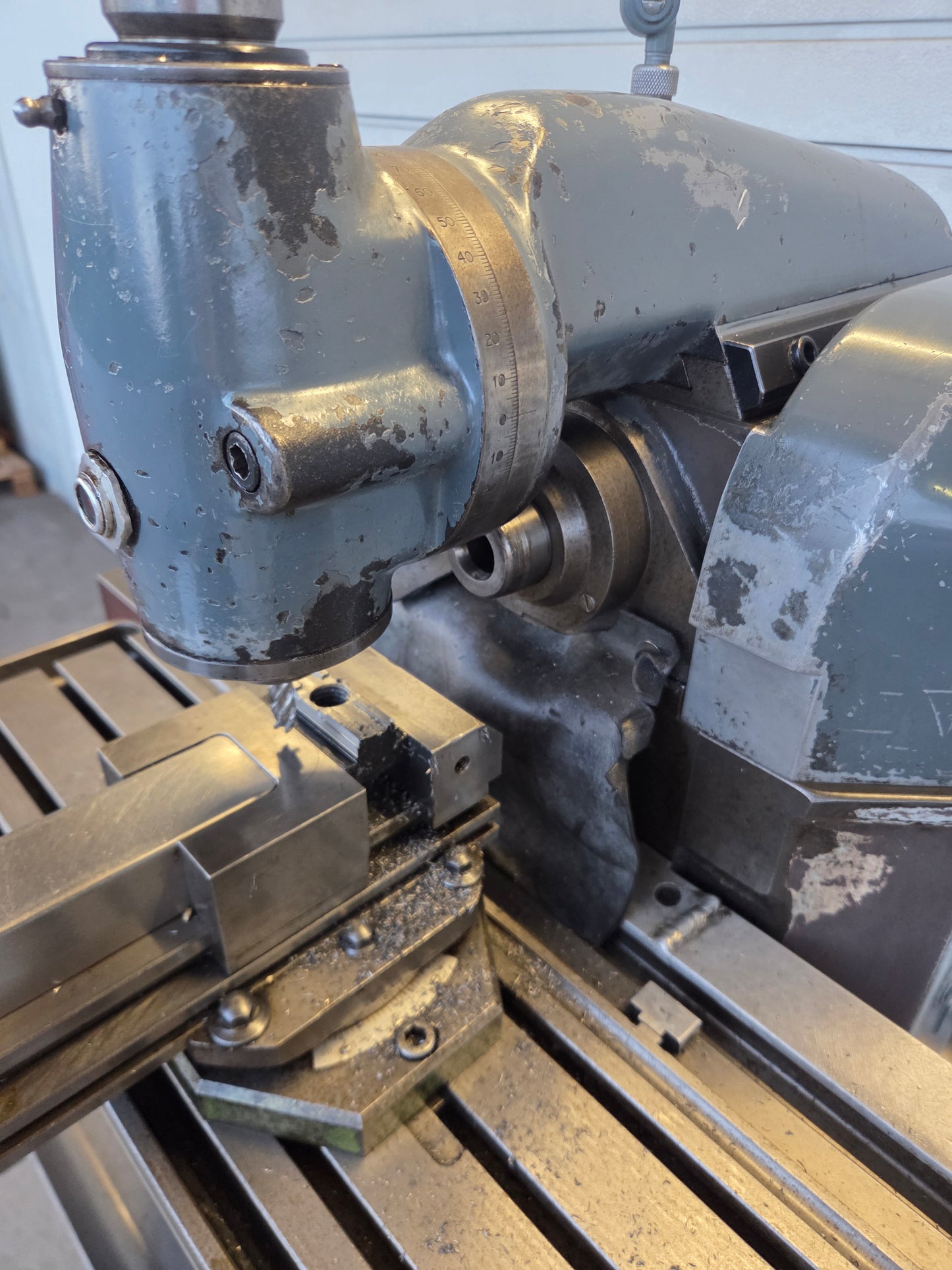 Aciera F3 Präzisions Universal Fräsmaschine