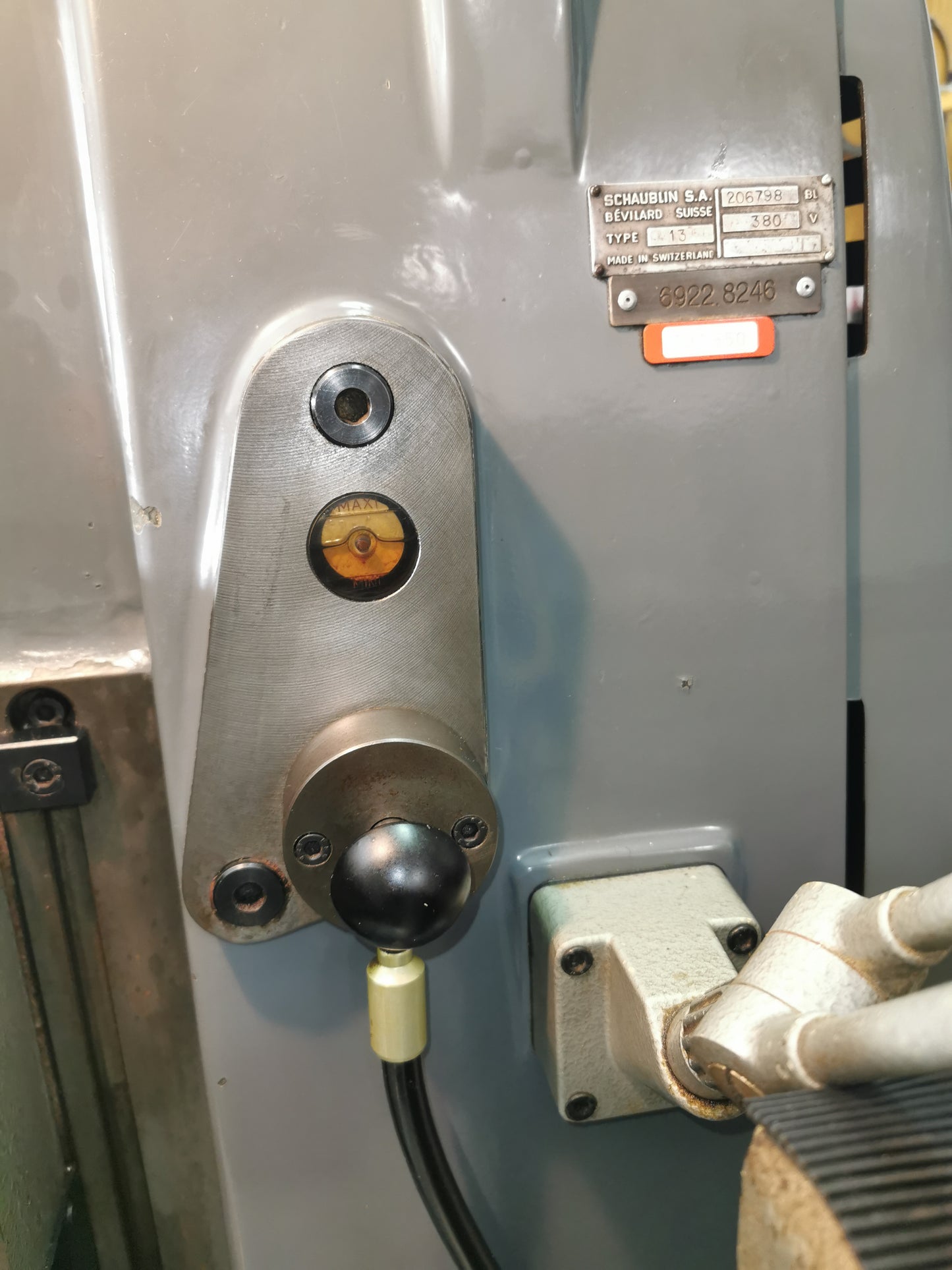 Schaublin 13 Präzisions Fräsmaschine mit Zubehör
