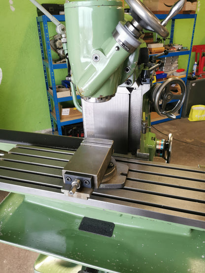 Aciera F4 Präzisions Universal Werkzeugfräsmaschine