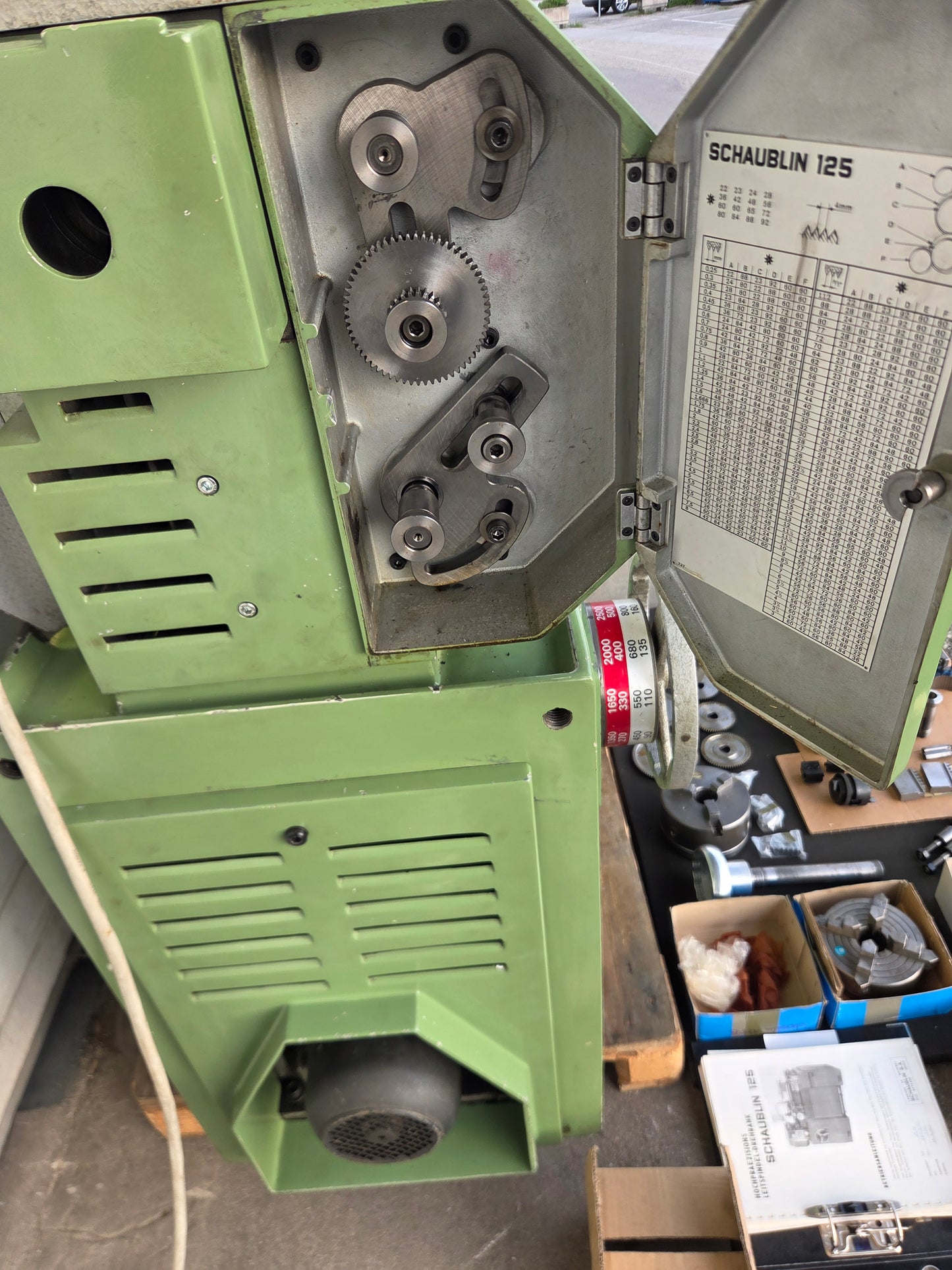 Schaublin 125B Hochpräzisions Drehmaschine