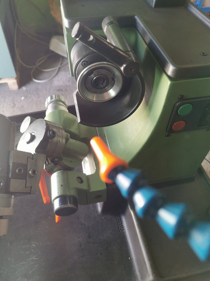 Spinner SM100 Stichelschleifmaschine Neuwertig
