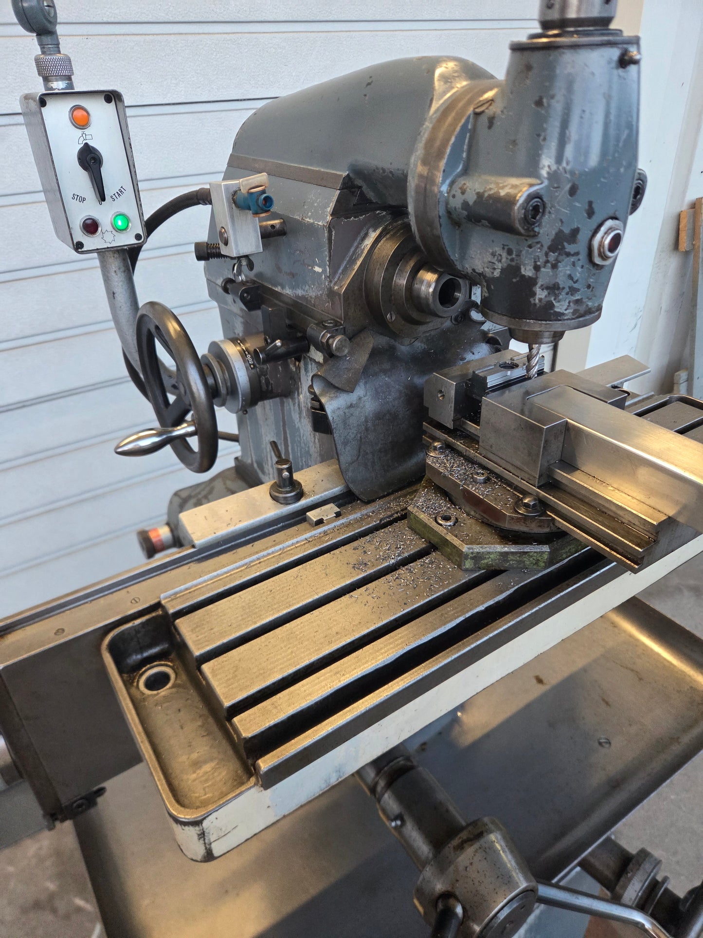 Aciera F3 Präzisions Universal Fräsmaschine