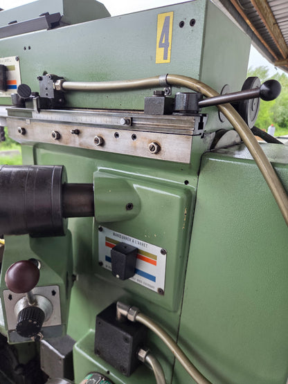 Aciera F4 Präzisions Universal Fräsmaschine