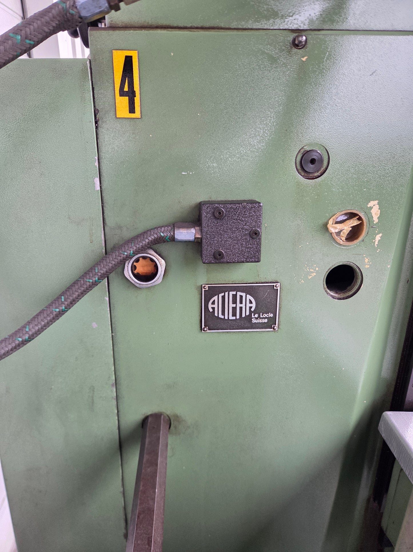 Aciera F4 Präzisions Universal Fräsmaschine