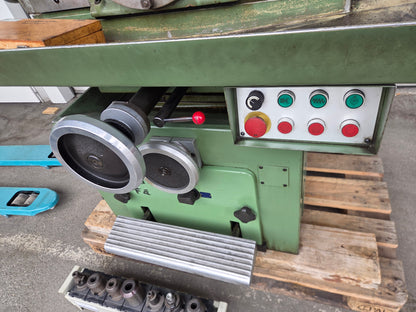 Aciera F4 Präzisions Universal Fräsmaschine